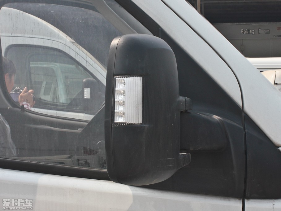 2012ͨMAXUS V80 2.5T 픳ֵB