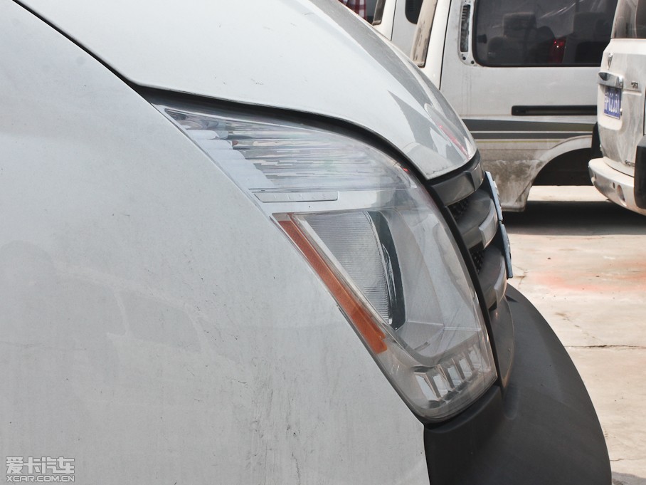 2012ͨMAXUS V80 2.5T 픳ֵB