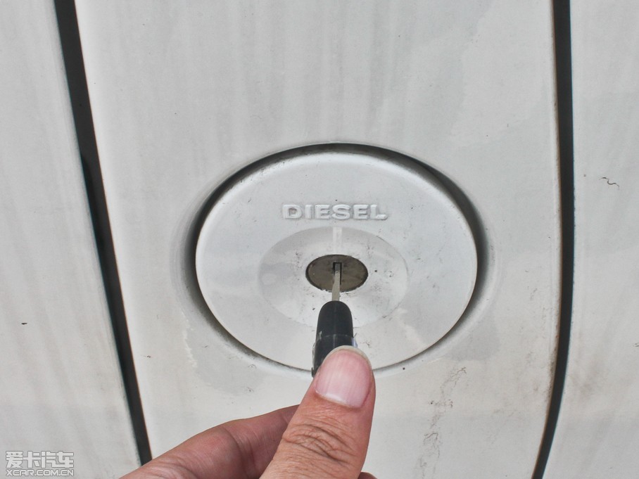 2012ͨMAXUS V80 2.5T 픳ֵB