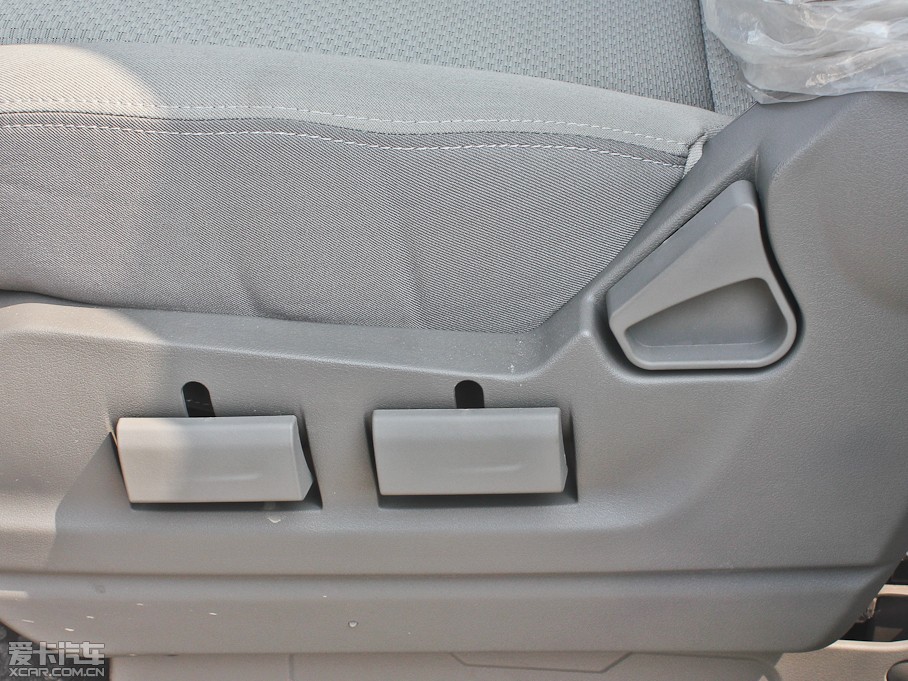 2012ͨMAXUS V80 2.5T 픳ֵB