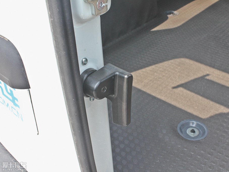 2012ͨMAXUS V80 2.5T 픳ֵB