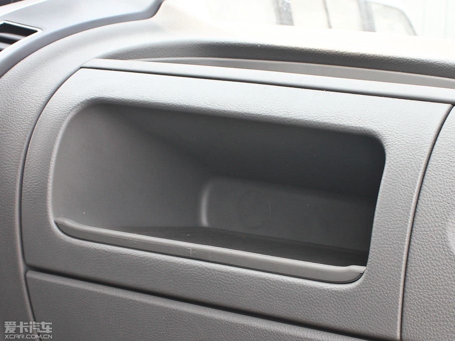 2012ͨMAXUS V80 2.5T 픳ֵB