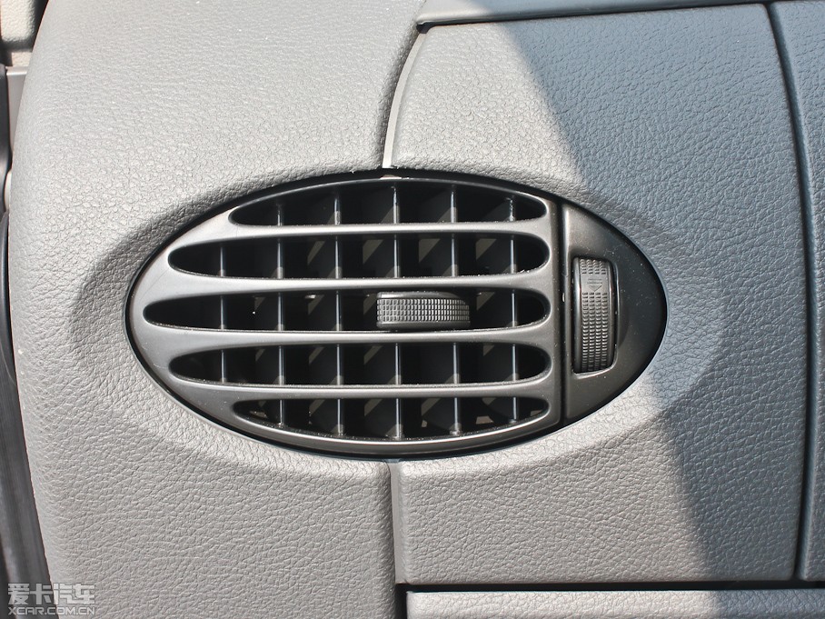 2012ͨMAXUS V80 2.5T 픳ֵB