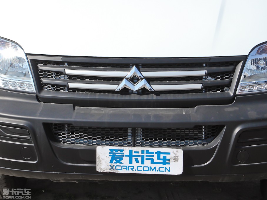 2012ͨMAXUS V80 2.5T 픳ֵE