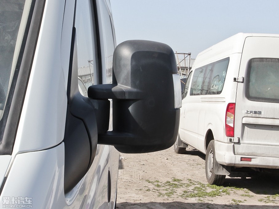 2012ͨMAXUS V80 2.5T 픳ֵE