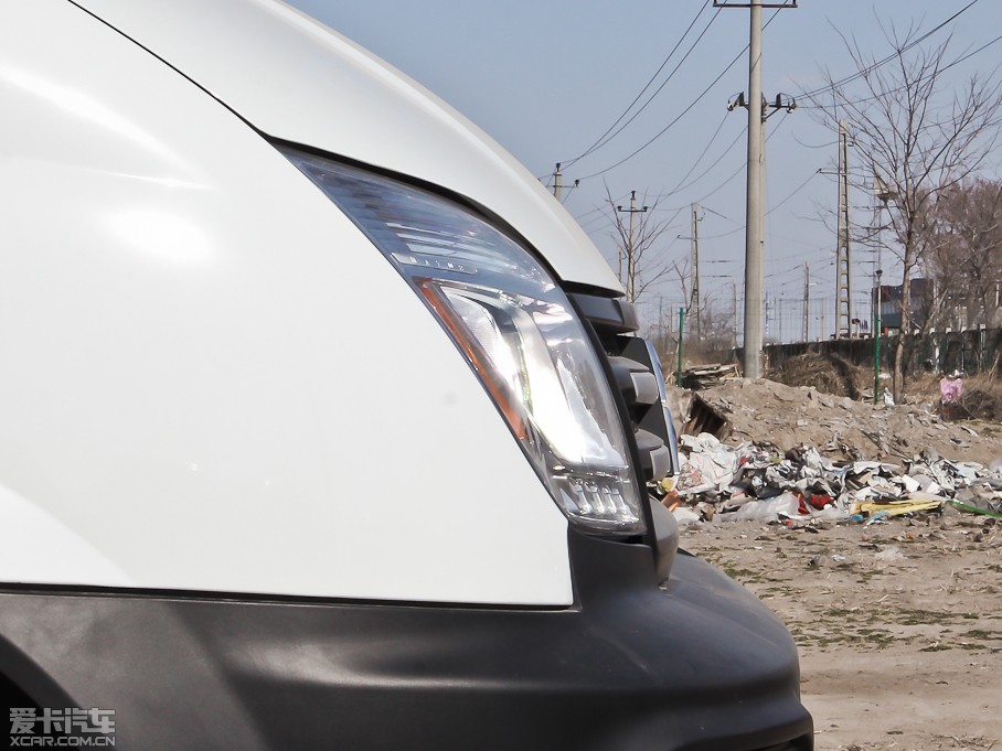 2012ͨMAXUS V80 2.5T 픳ֵE