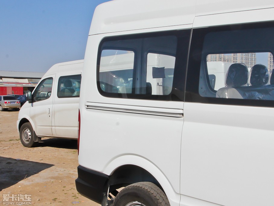 2012ͨMAXUS V80 2.5T 픳ֵE