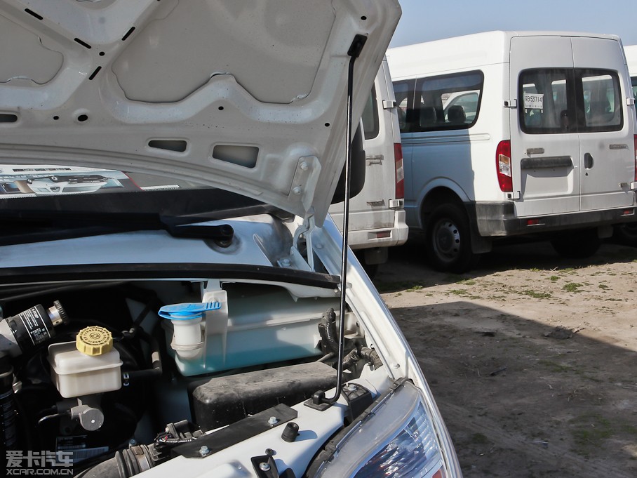 2012ͨMAXUS V80 2.5T 픳ֵE