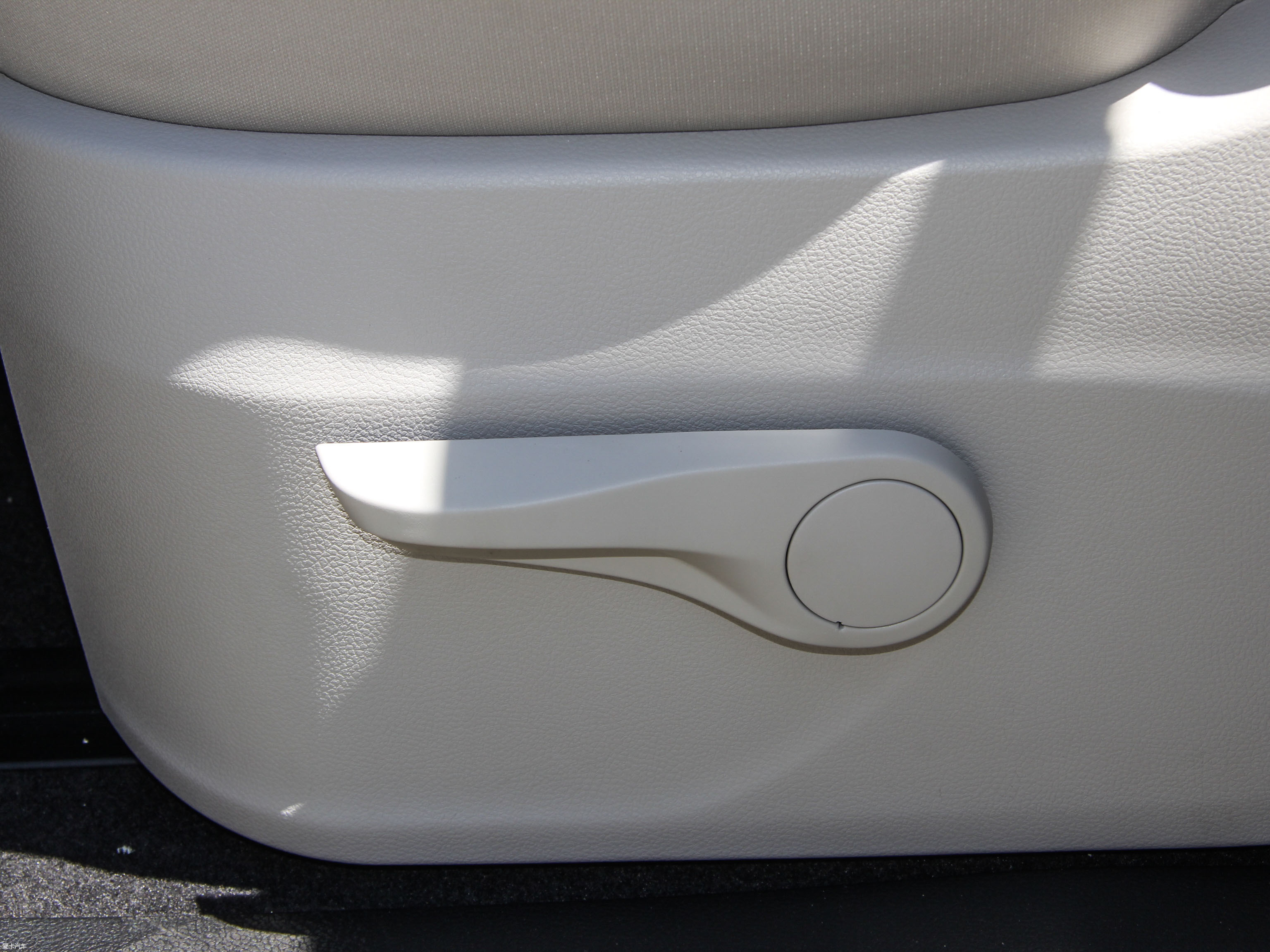 2014ͨMAXUS G10 2.0T ԄӺA