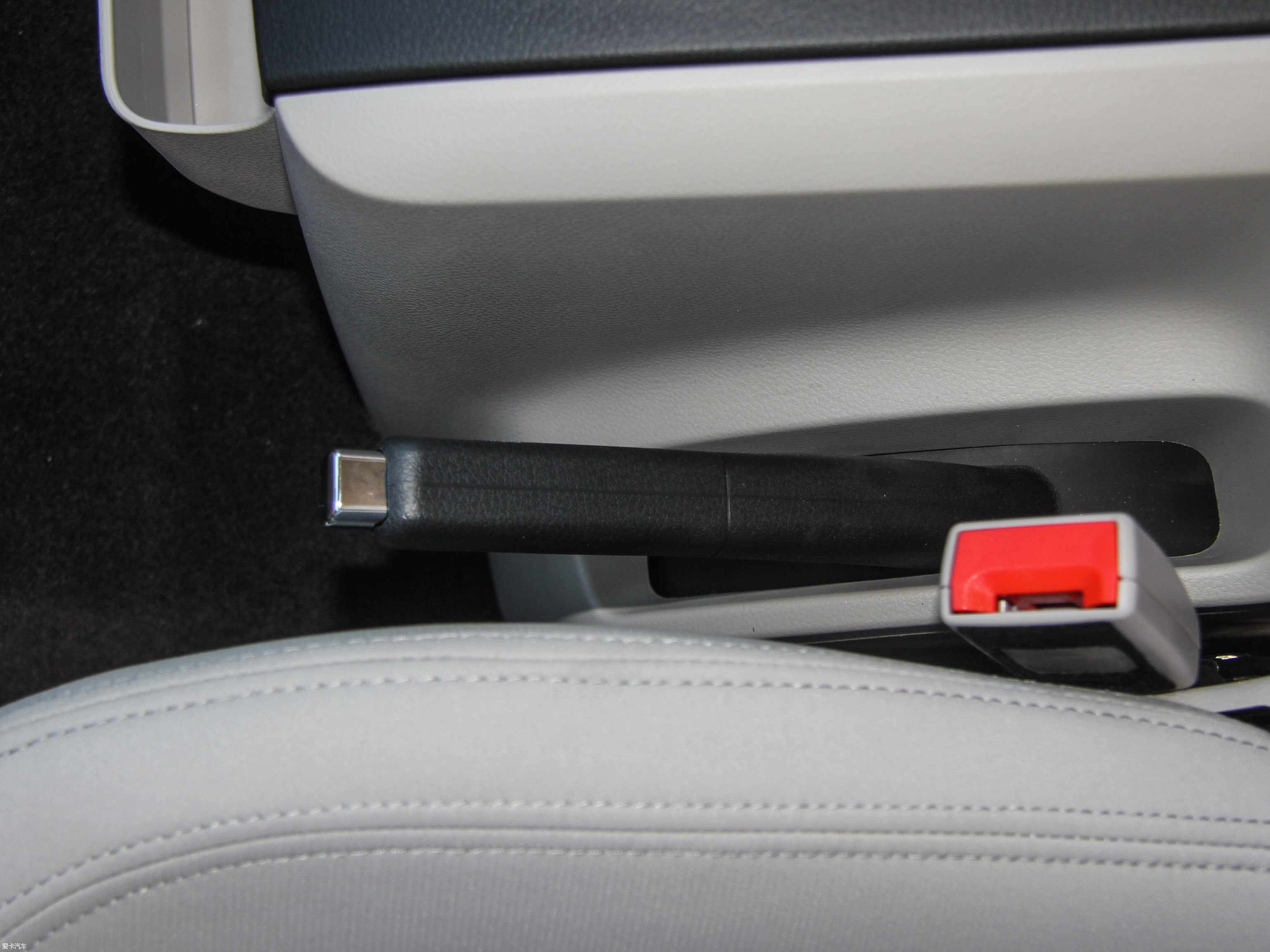 2014ͨMAXUS G10 2.0T ԄӺA