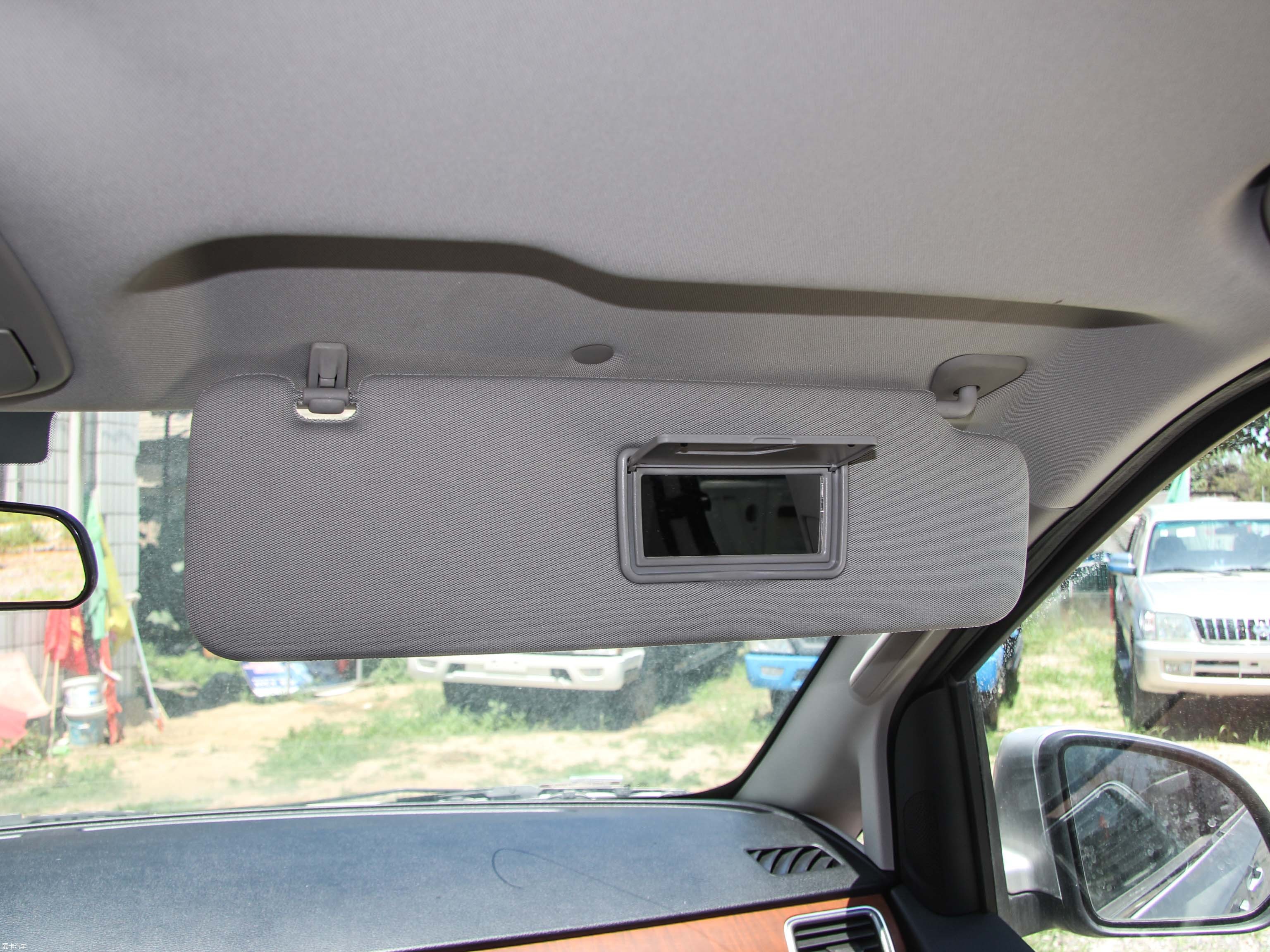 2014ͨMAXUS G10 2.0T ԄӺA