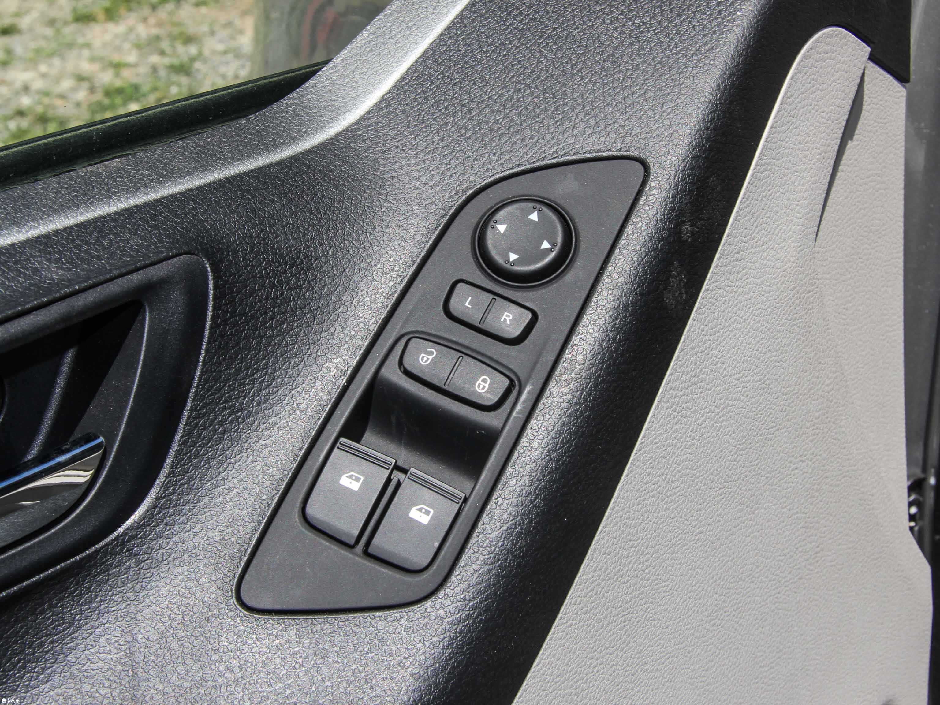 2014ͨMAXUS G10 2.0T ԄӺA