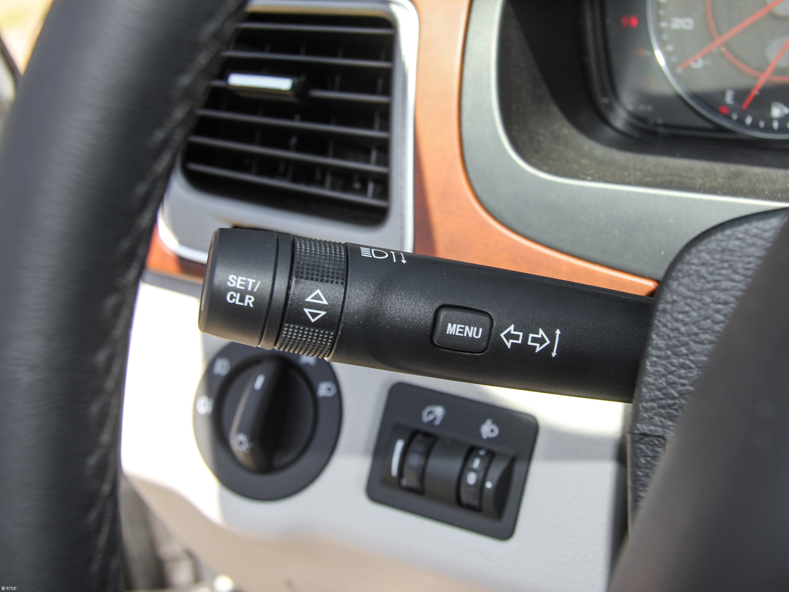 2014ͨMAXUS G10 2.0T ԄӺA