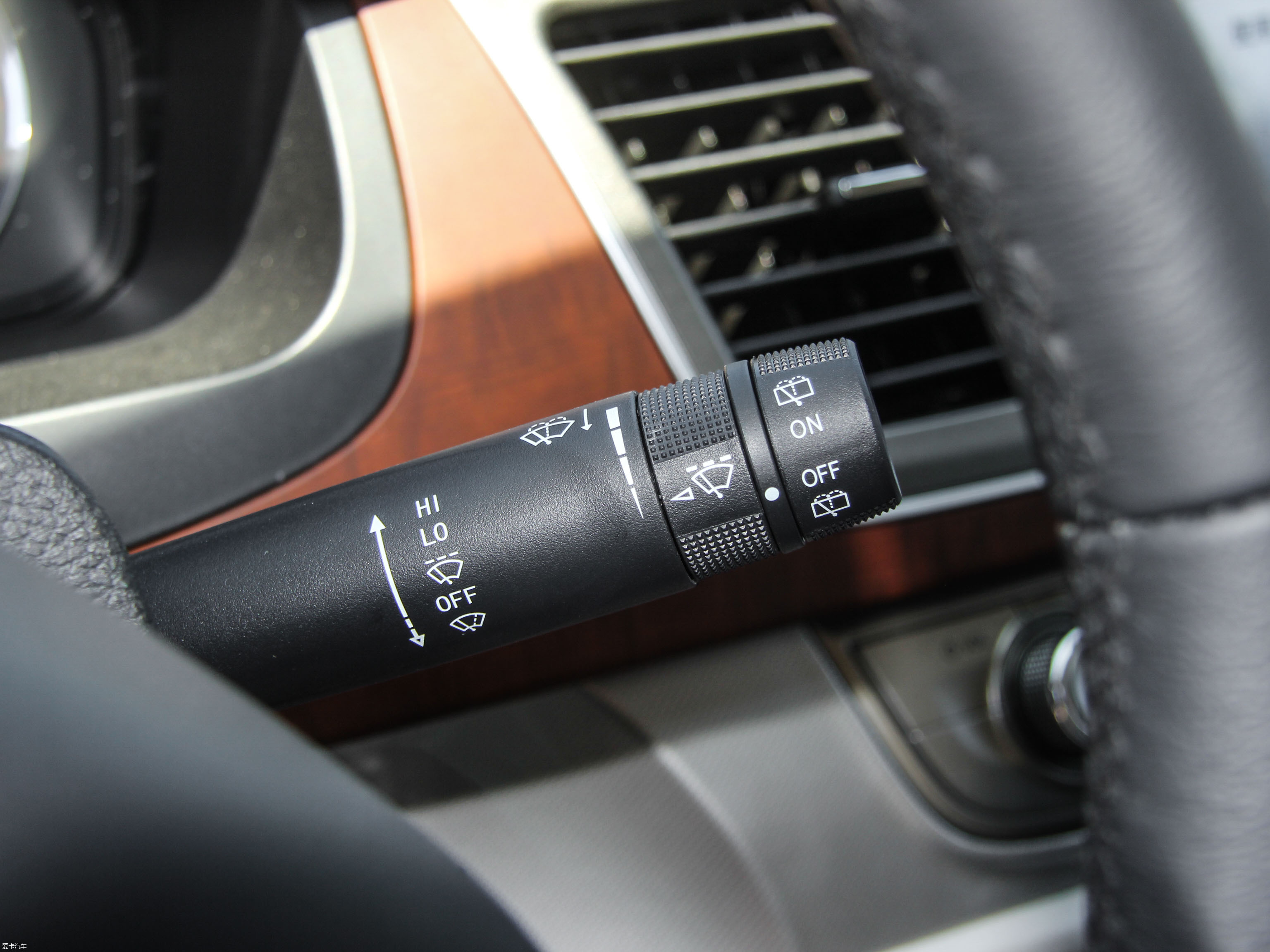 2014ͨMAXUS G10 2.0T ԄӺA