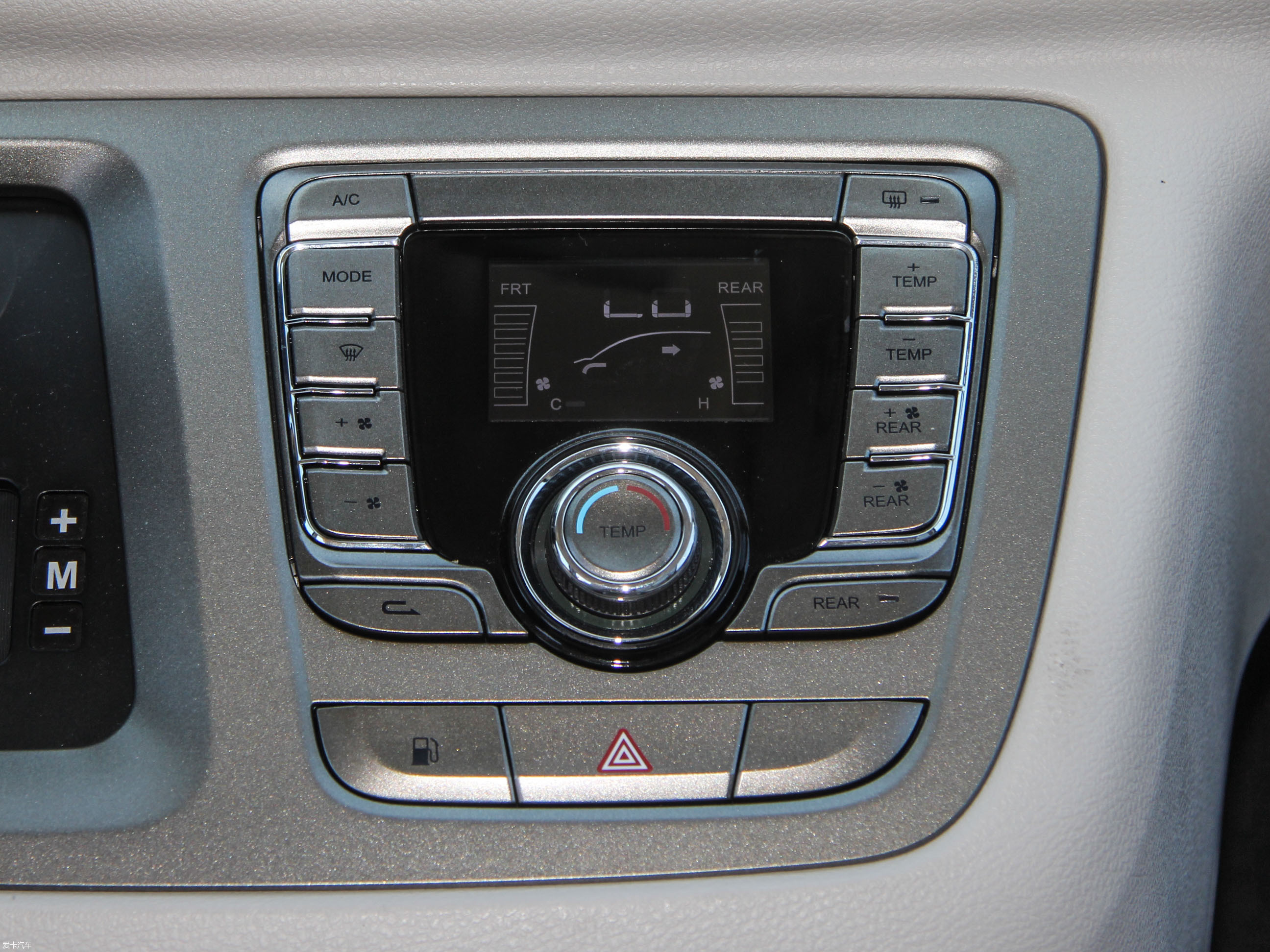 2014ͨMAXUS G10 2.0T ԄӺA