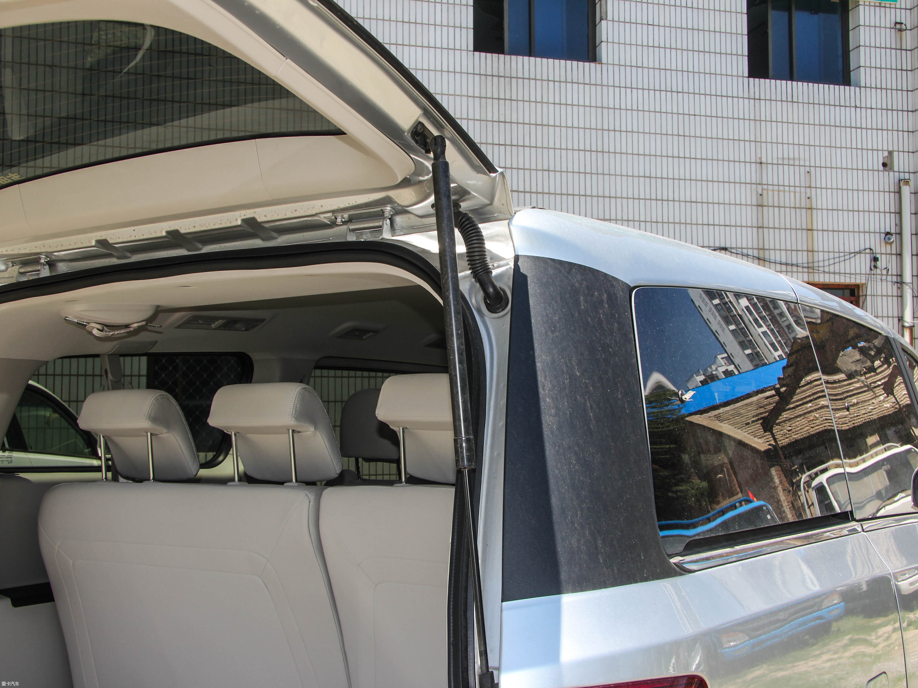 2014��������ͨMAXUS G10 2.0T �ԄӺ��A��