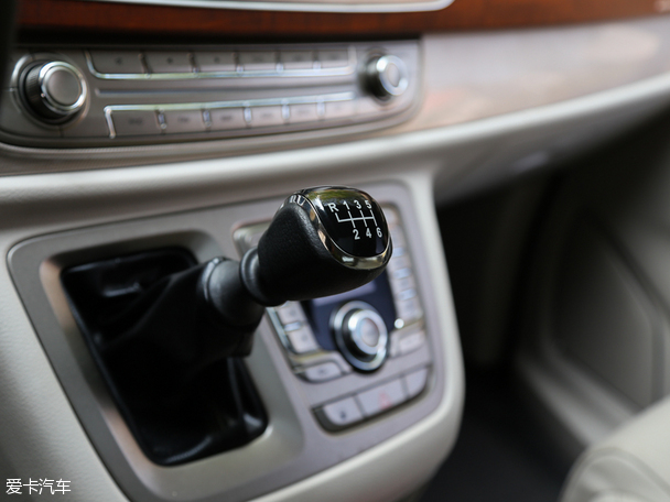 上汽商用車2014款上汽大通G10