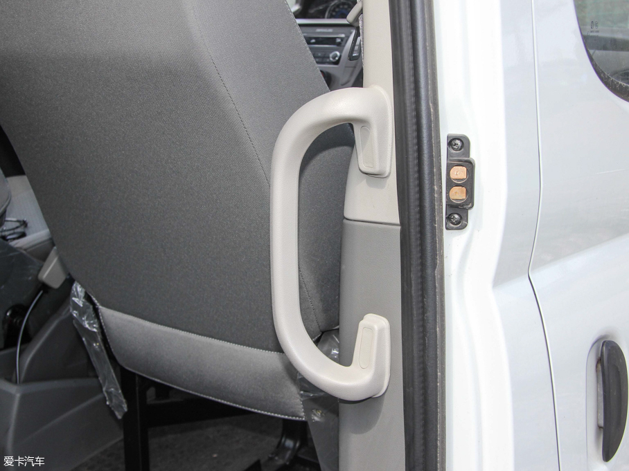 2015ͨMAXUS V80 2.5T քӰ\ͨS