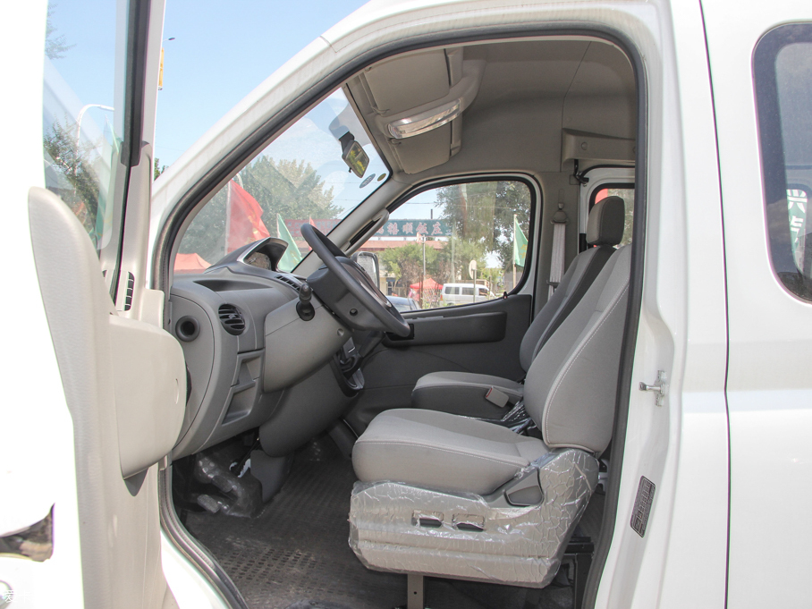 2015ͨMAXUS V80 2.5T ք(dng)\(yn)ͨS