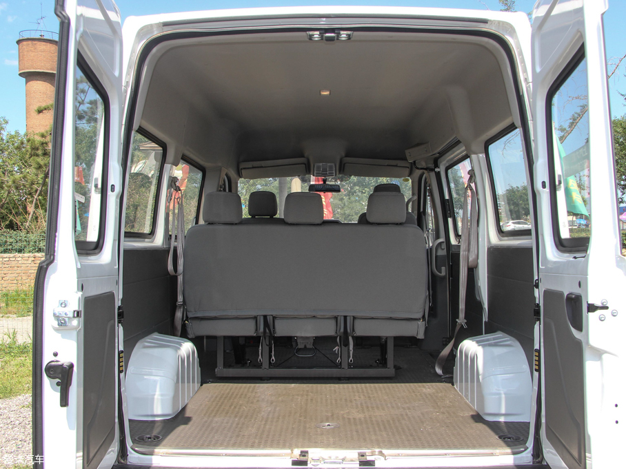 2015ͨMAXUS V80 2.5T քӰ\ͨS