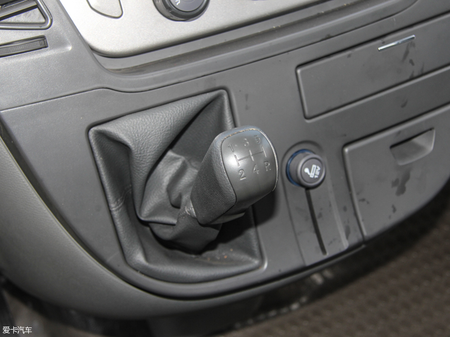 2015ͨMAXUS V80 2.5T քӰ\ͨS