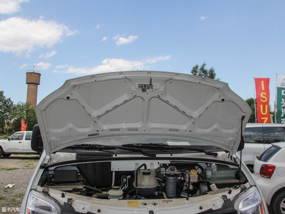 2015ͨMAXUS V80 2.5T քӰ\ͨS