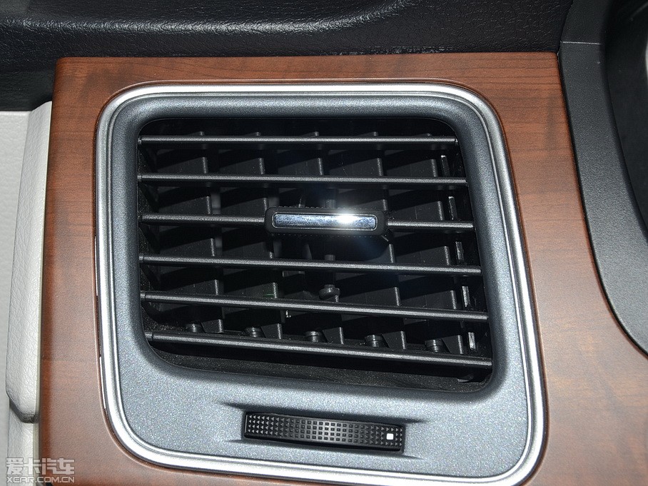 2015ͨMAXUS EG10 늄܇