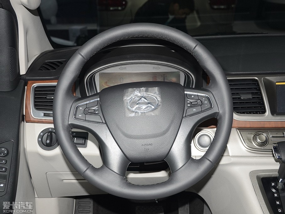 2015ͨMAXUS EG10 늄(dng)܇