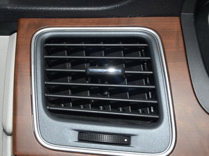 2015늄(dng)܇(ch) g