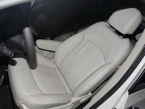 2015늄(dng)܇(ch) g