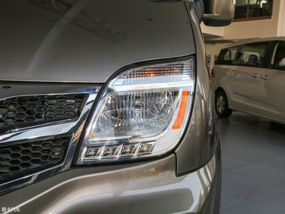 2016ͨMAXUS V80 2.5T AMT̽LS15 IV