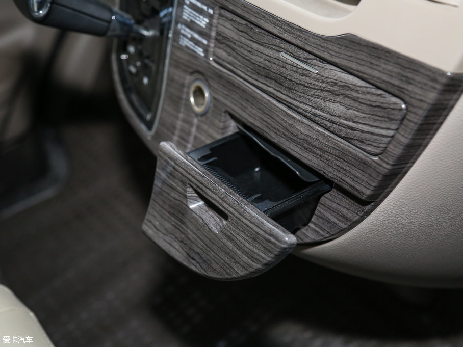 2016ͨMAXUS V80 2.5T AMT̽LS15 IV