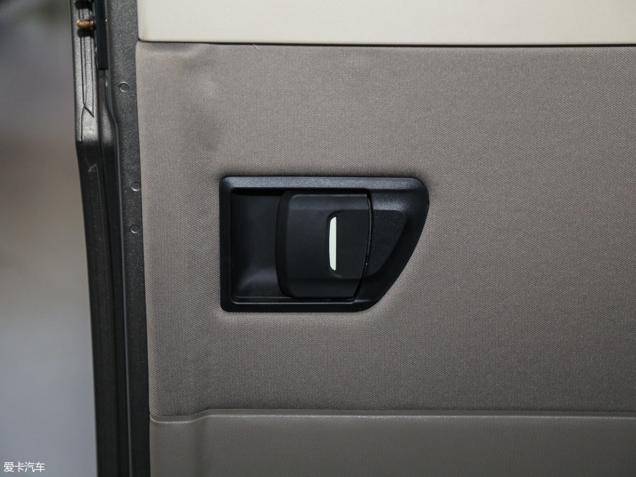 2016ͨMAXUS V80 2.5T AMT̽LS15 IV