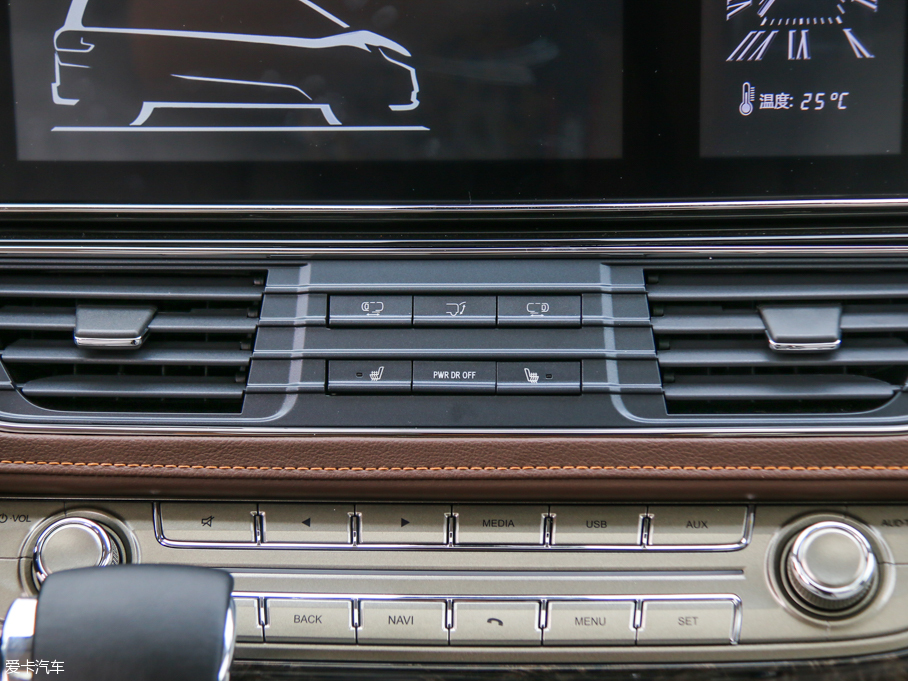 2016ͨMAXUS G10 2.0T Ԅ(dng)Ş