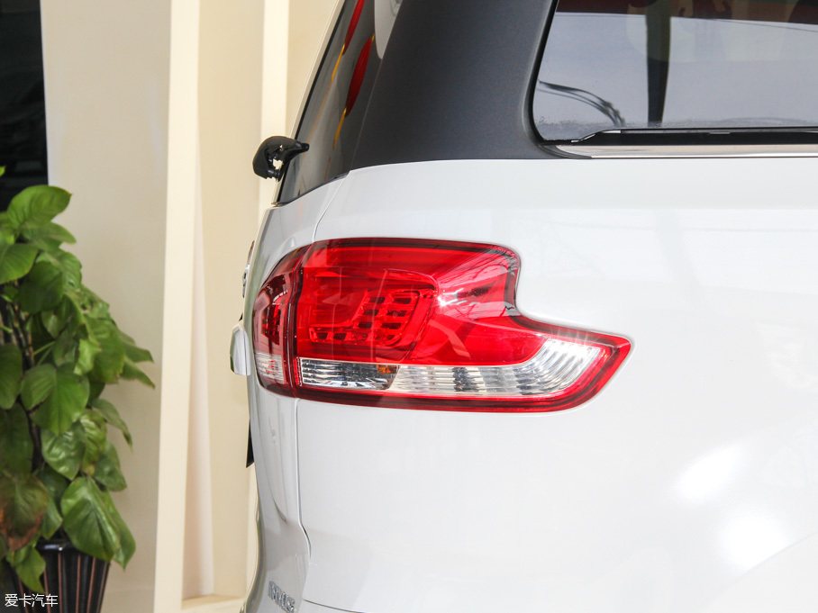 2016ͨMAXUS G10 2.0T Ԅ