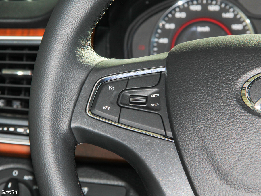 2016ͨMAXUS G10 2.0T Ԅ(dng)