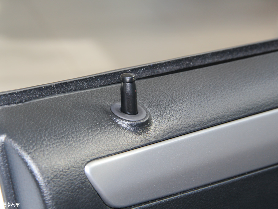 2016ͨMAXUS G10 2.0T ԄӾӢ