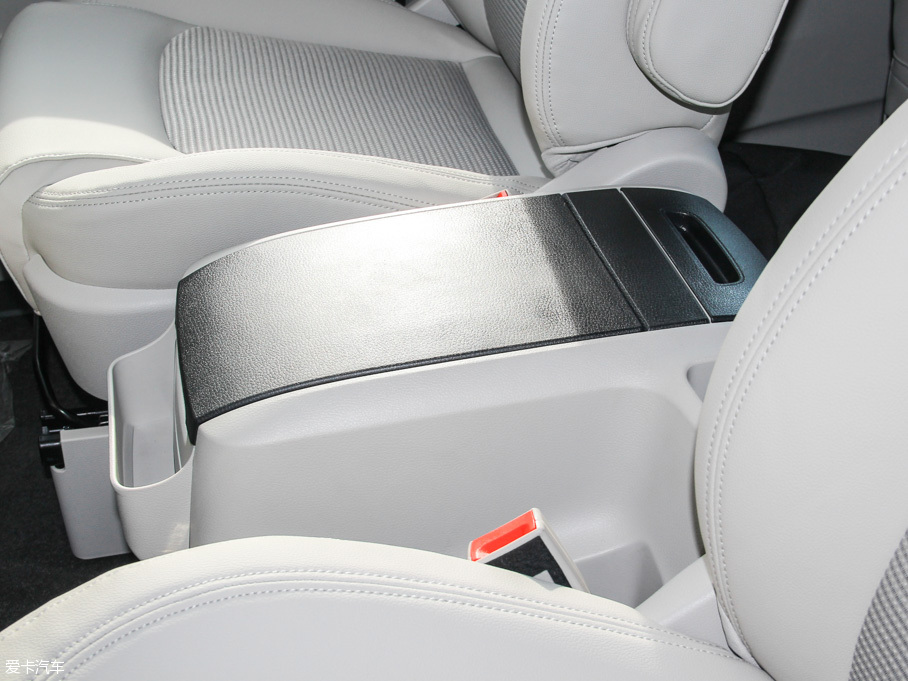 2016ͨMAXUS G10 2.0T ԄӾӢ