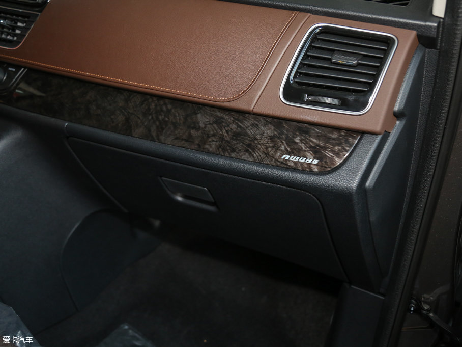 2016ͨMAXUS G10 2.0T ԄŞ