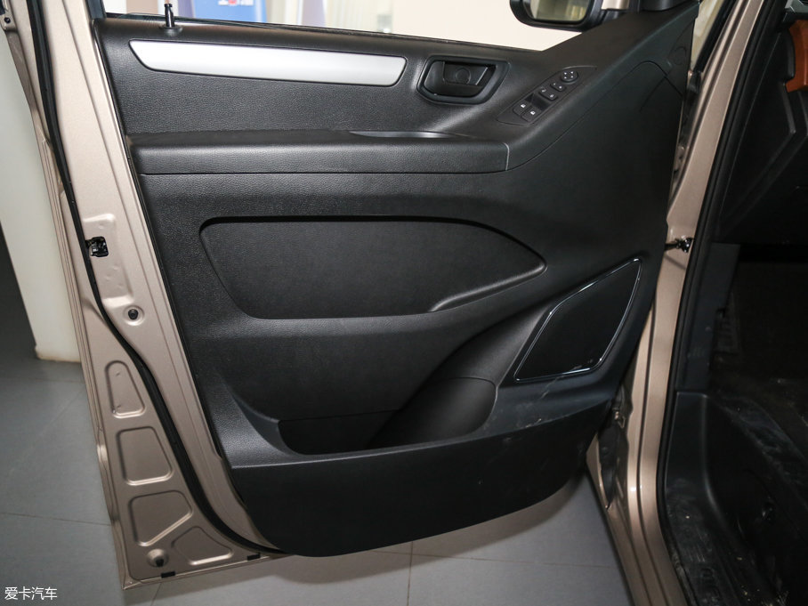 2016ͨMAXUS G10 2.0T Ԅ