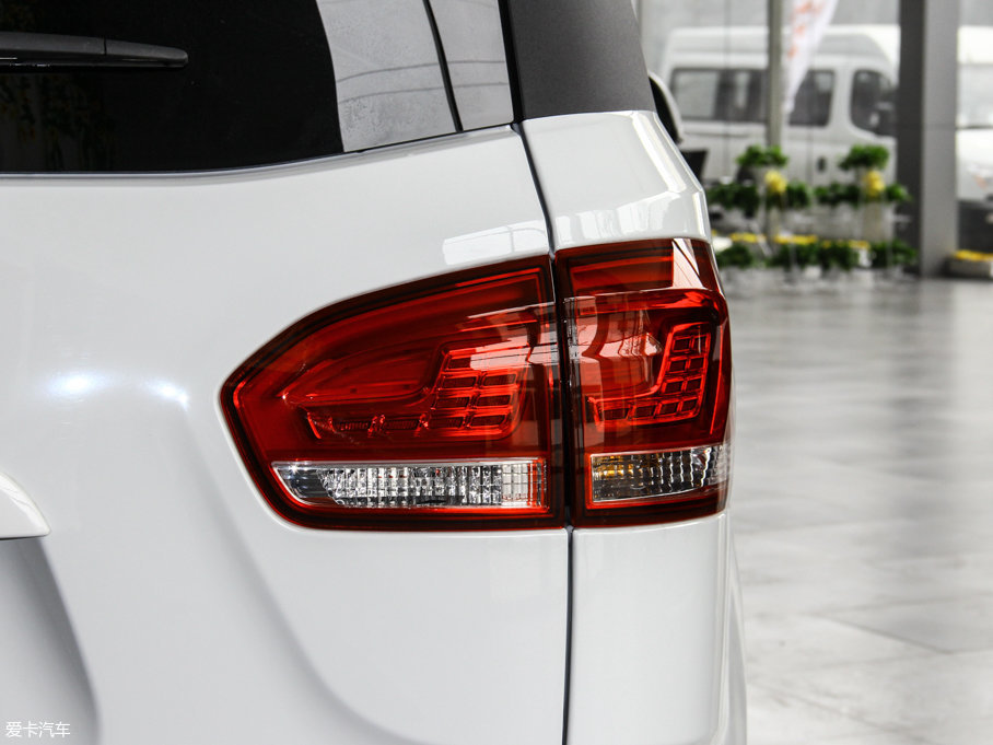 2016ͨMAXUS G10 2.0T Ԅ(dng)A