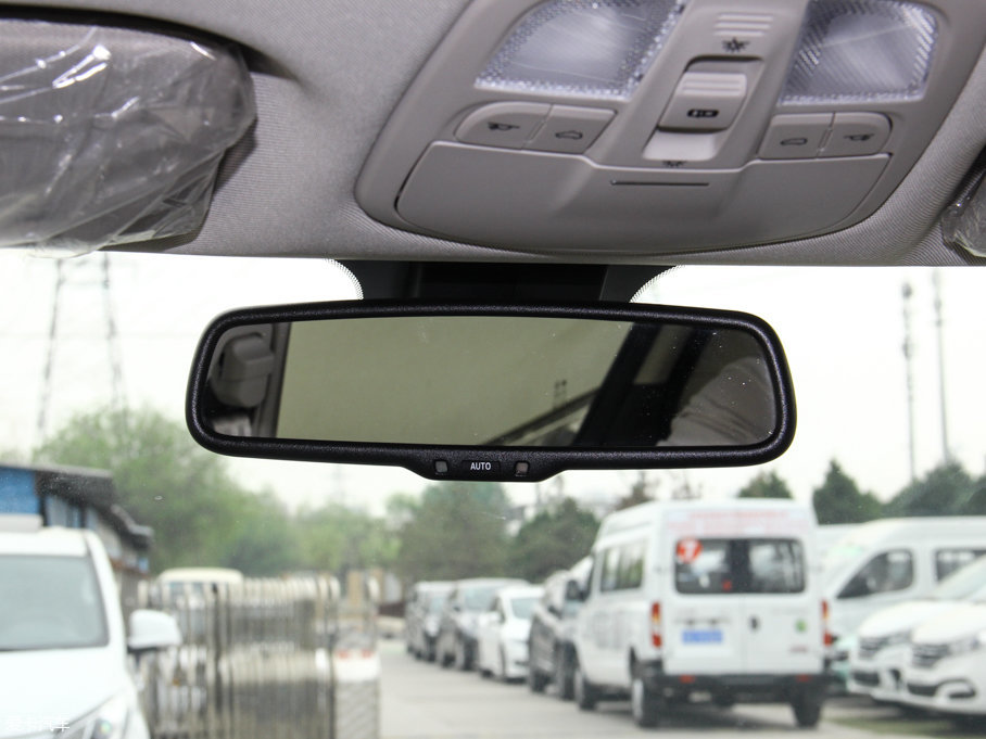 2016ͨMAXUS G10 2.0T ԄӺA