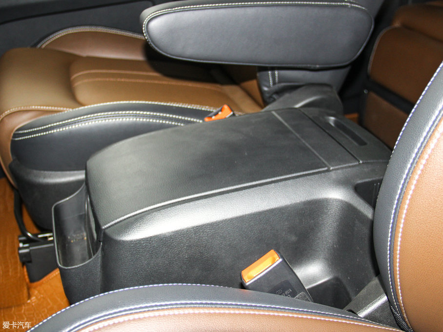 2016ͨMAXUS G10 2.0T Ԅ(dng)Ş