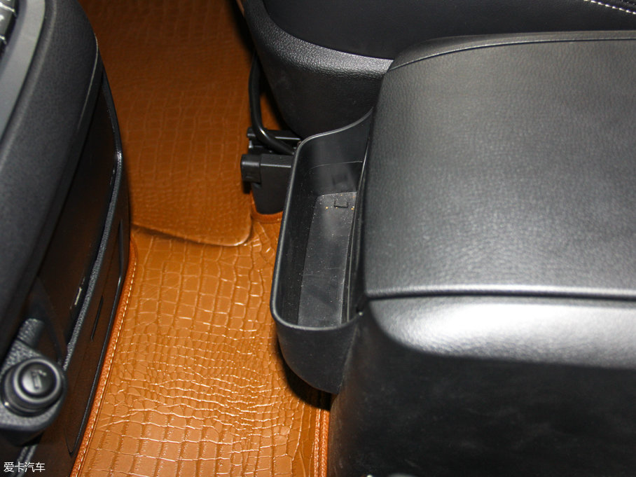 2016ͨMAXUS G10 2.0T ԄŞ