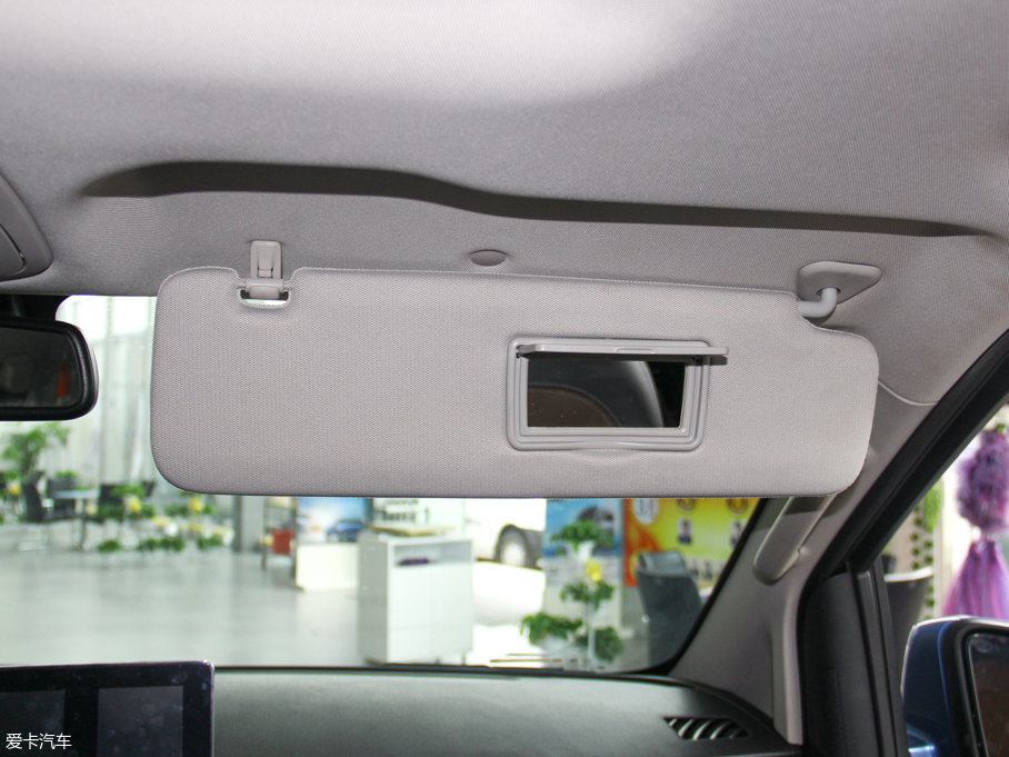 2016ͨMAXUS G10 2.0T ԄŞ