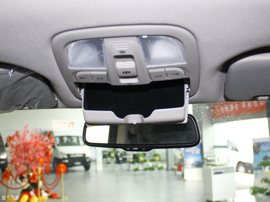 2016ͨMAXUS G10 2.0T ԄŞ