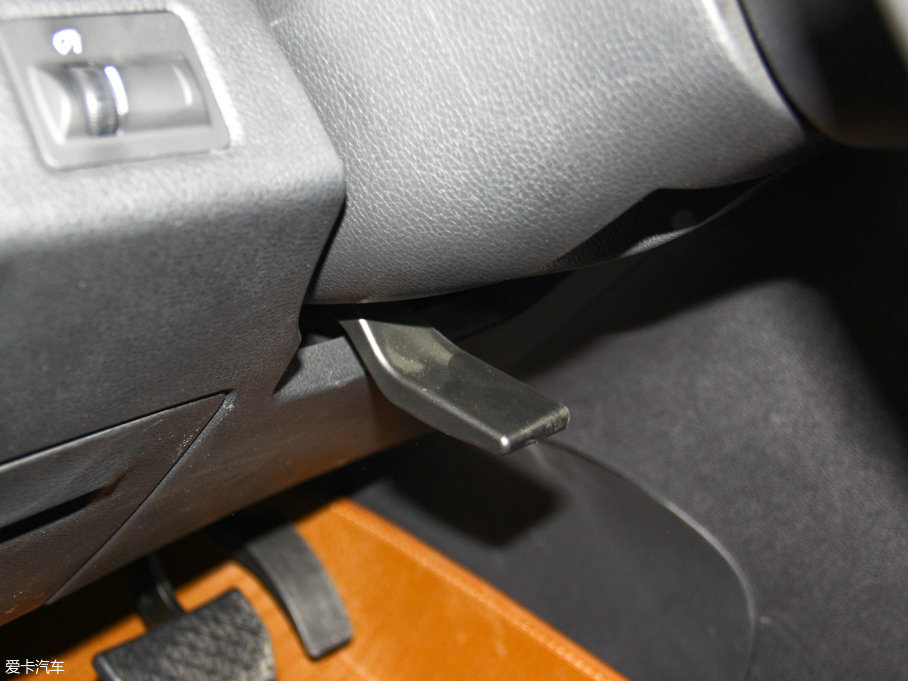 2016ͨMAXUS G10 2.0T Ԅ(dng)Ş