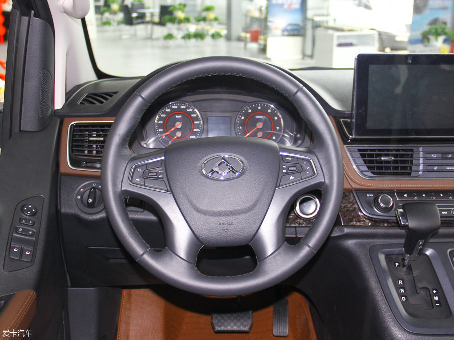 2016ͨMAXUS G10 2.0T ԄŞ