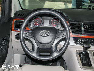 上汽商用車2016款上汽大通G10