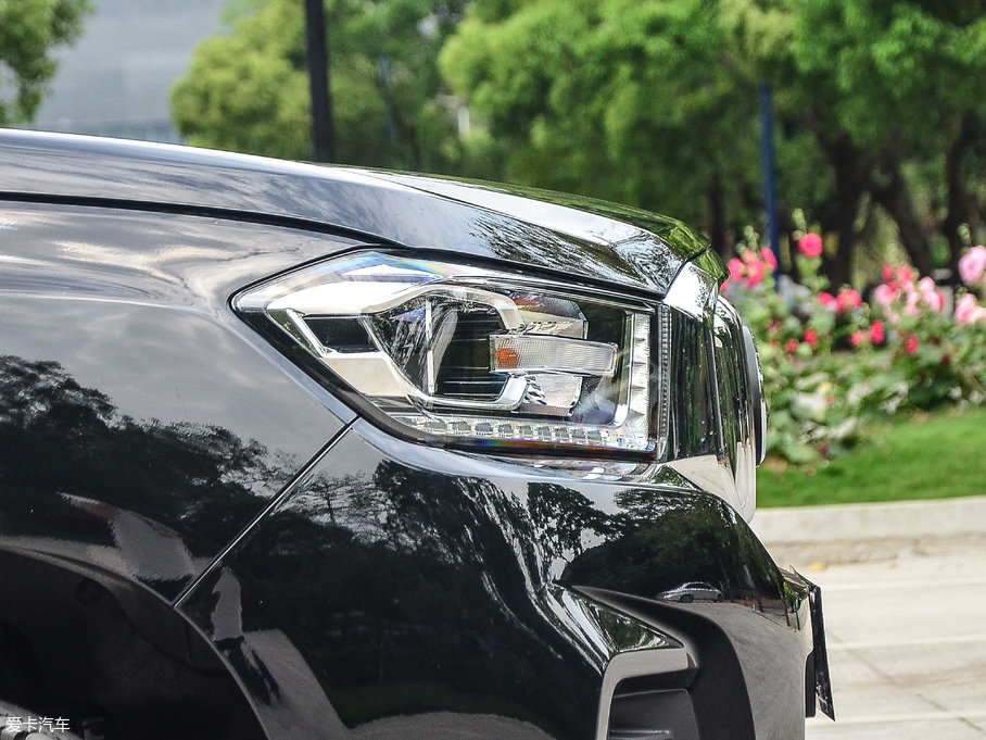 2017ͨMAXUS T60 2.8T ԄӃߵױPA͘ˎ  V